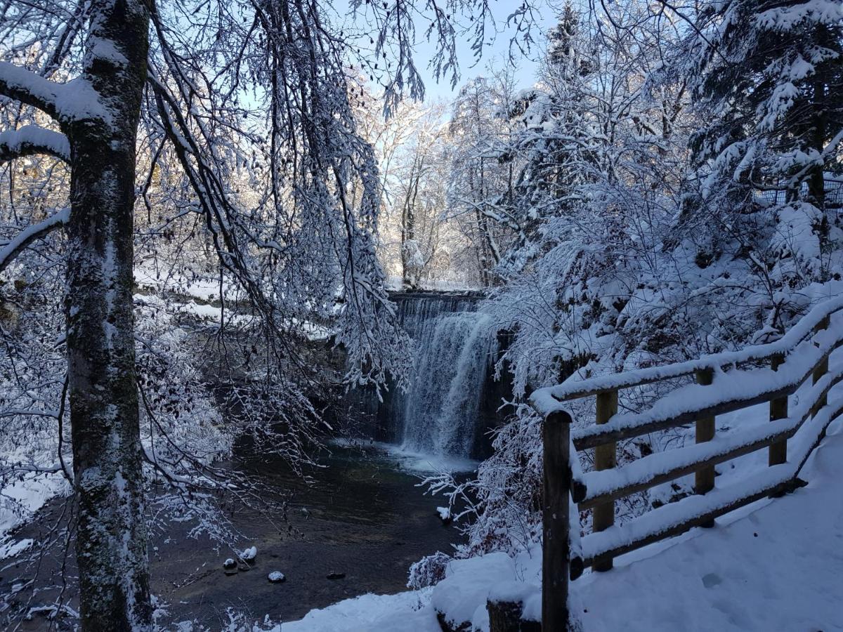 Le Jura En Toutes Saisons Piscine, Spa, Location Vtt, Balades 2Cv, Climatisation Bonlieu Bagian luar foto